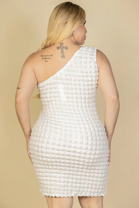 Plus Size Bubble Fabric One Shoulder Bodycon Mini Dress